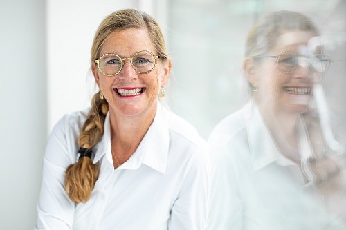 Annemieke Kirch